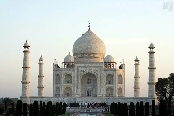 Taj Mahal, another view