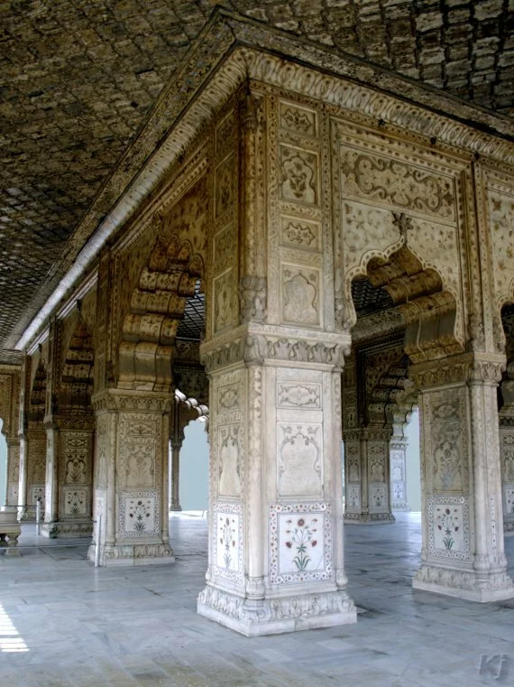 ceiling and columns at diwan i khas Red Fort, New Delhi