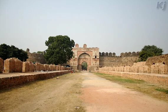lal darwaza Monuments near Old Fort, New Delhi