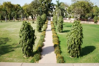 Lawns at Abdul Rahim Khan-i-Khana's Tomb
