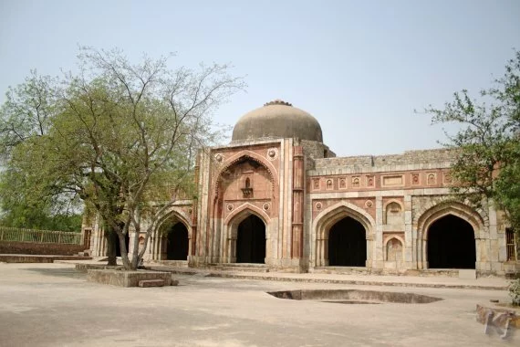 jamali kamali mosque1 Mehrauli Archaeological Park, New Delhi