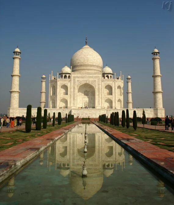 taj mahal with reflection in the pool Taj Mahal, Agra