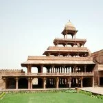 Tourist Places In Agra
